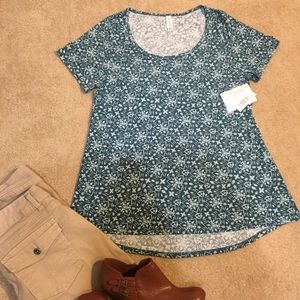 NWT LuLaRoe Classic Tee